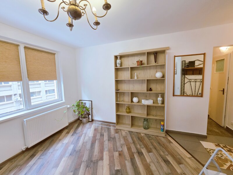 Sala Palatului Calea Victoriei Ateneu 2 camere inchiriere etaj 2 mobilat