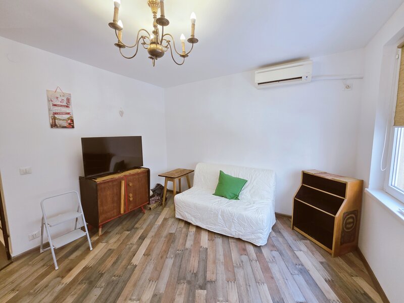 Sala Palatului Calea Victoriei Ateneu 2 camere inchiriere etaj 2 mobilat