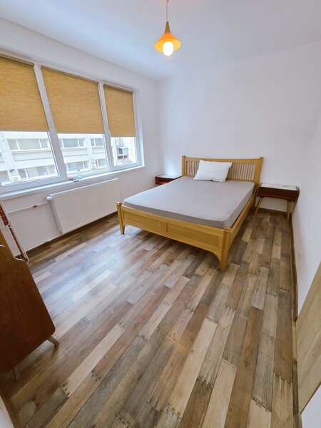 Sala Palatului Calea Victoriei Ateneu 2 camere inchiriere etaj 2 mobilat