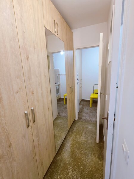 Sala Palatului Calea Victoriei Ateneu 2 camere inchiriere etaj 2 mobilat