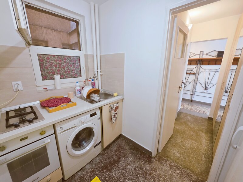 Sala Palatului Calea Victoriei Ateneu 2 camere inchiriere etaj 2 mobilat