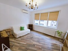 Sala Palatului Calea Victoriei Ateneu 2 camere inchiriere etaj 2 mobilat